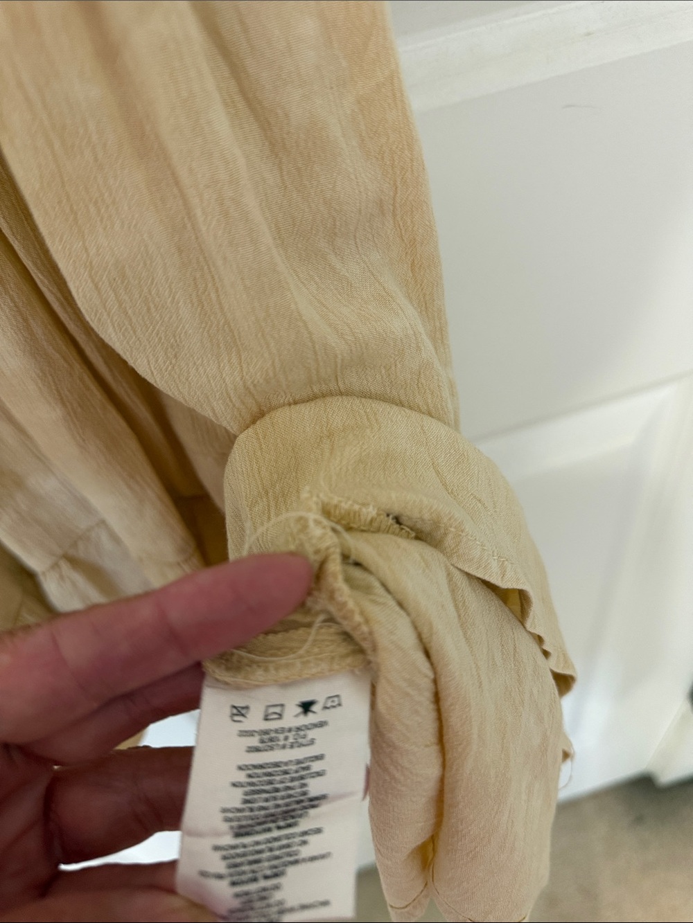 Kiwi & punch Beige Ruffled Smocked Midi Dress Size Small beige coastal chic - Picture 6 of 6